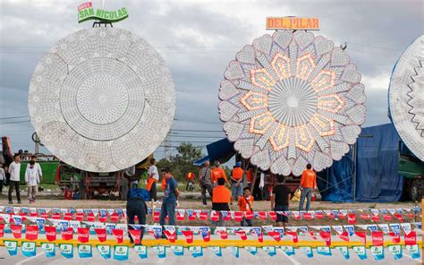 The Philippines' Giant Lantern Festival Lights Up the Winter Sky .